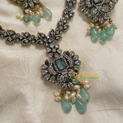 Simple Victorian Diamond Short Neckpiece -Pastel Green -VV577