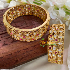 Premium White Red AD Stone Bangle-Princess cut-Screw Type-G8802