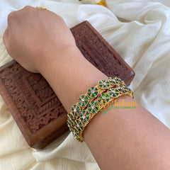 Kada Kundan Bangle -Dark Green-Star Flower-G6268