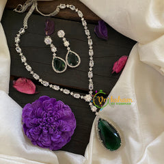 Deepika Padukone Oscar Look Neckpiece-Green -G7696