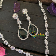 Deepika Padukone Oscar Look Neckpiece-Green -G7696