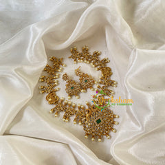 Unique Short Neckpiece with Pendant-Green-G6451