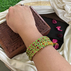 Kada Kundan Bangle -Light green-G4818