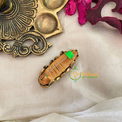 Silk Thread Kundan Saree Pin -White-Floral-G9244