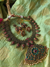 Traditional Precious Kemp Short Neckpiece -Green,Red -G919