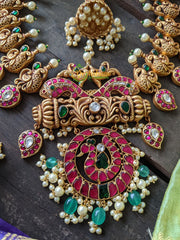 Exquisite Kundan Peacock and Maanga Neckpiece -J016
