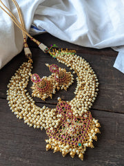 Kemp Pendant Cluster Pearl Choker - Red White and Green -G1482