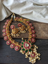 Exquisite Kundan Peacock and Floral Neckpiece -J033