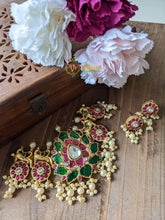 Exquisite Jadau Kundan Lotus High Neck Choker -J089