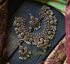 Short elegant Guttapusalu with premium quality stones-G243