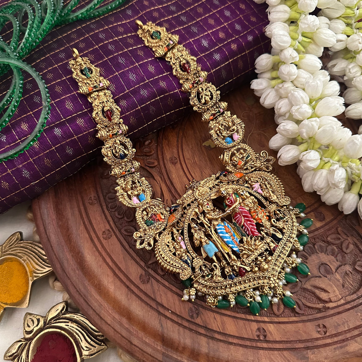 Vriksham Classic  Antique Gold Perumal Kalynam Short Neckpiece-Green Bead & Pearls-G22335