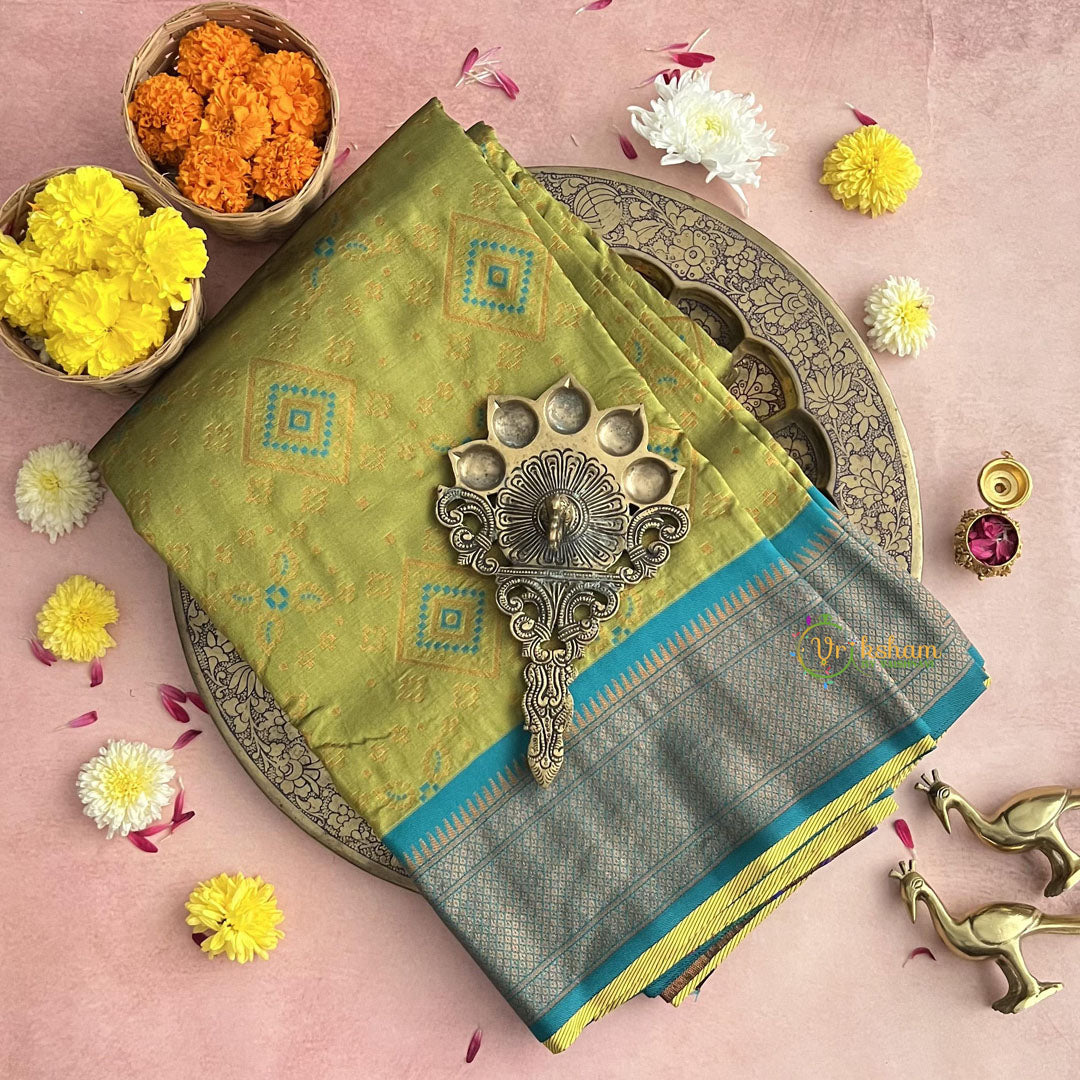 Mehndi Green Bandhani Semi Soft Silk Paithani Saree-VS4130