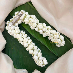 Vriksham Classic like Mullai Poo Gajra Flower Accessories With Hair Clip-KH1259