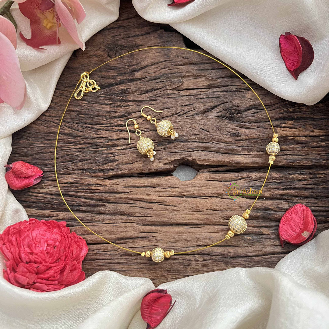 Vriksham Unique 3 Crystal Boll Pendant Invisible Chain-White-G20622