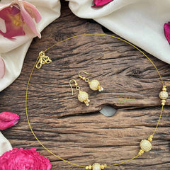 Vriksham Unique 3 Crystal Boll Pendant Invisible Chain-White-G20622