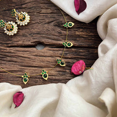 Vriksham Antique 5 Leaf Pendant Invisible Chain-Green-G20623