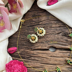 Vriksham Antique 5 Leaf Pendant Invisible Chain-Green-G20623