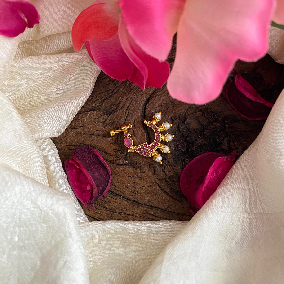 Unique Parrot AD Stone Nath / Nose pin-Red-Pearl-G13822