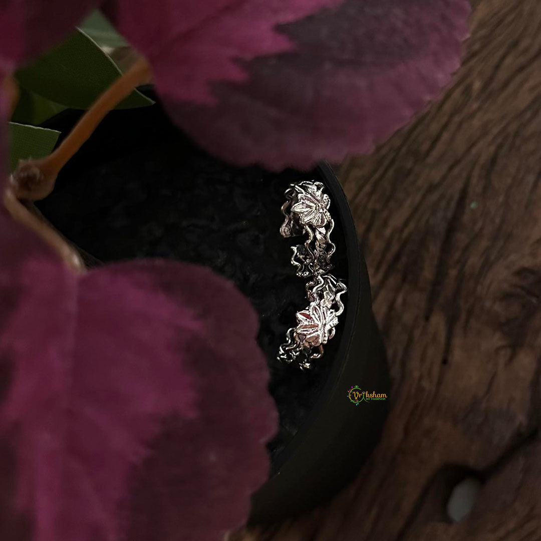 Designer White Tone Toe Rings-Leaf-G14283