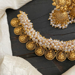 Samantha Cluster Pearl Choker With Lakshmi Coin - G12468