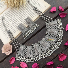 Vriksham Antique Silver Fish Motif Necklace With Pearl Detailing Neckpiece-S1047