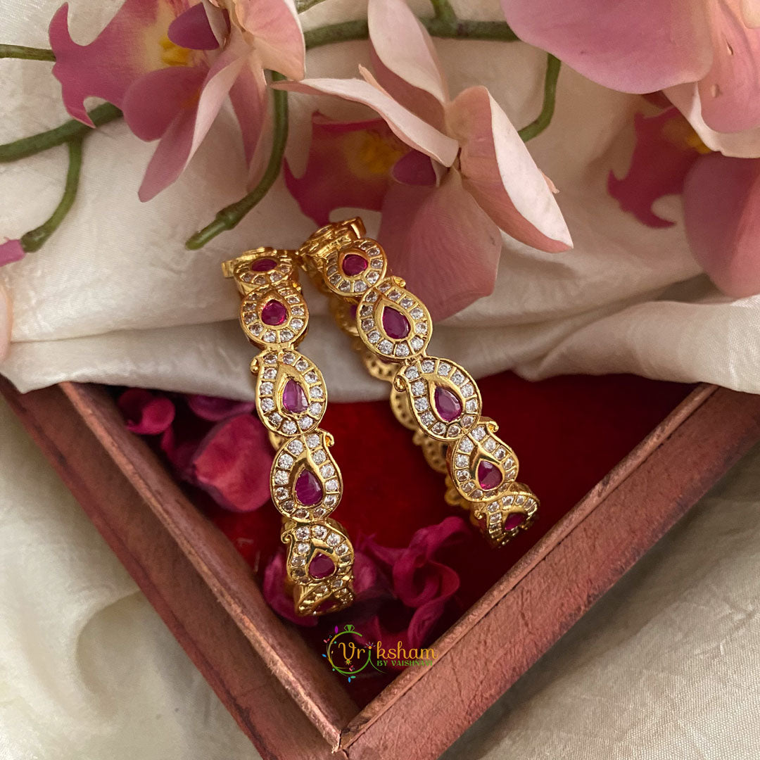 Gold Alike Maanga Floral AD Stone Bangle Set - Red & White - G11674