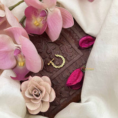 Vriksham Classic Round & Pear Style Press Naths/Nose Pin-Red-G20736