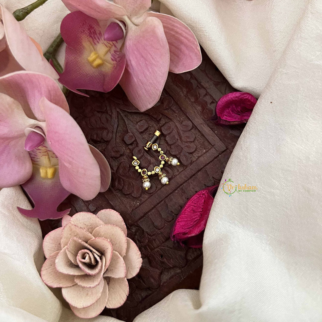 Vriksham Simple 3 Pearls Motif Press Naths/Nose Pin-Red White-G20720