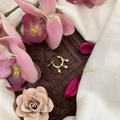 Vriksham Simple 3 Pearls Motif Press Naths/Nose Pin-Red White-G20720