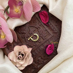 Vriksham Antique Zigzag Dot Style Press Naths/Nose Pin-Red White-G20743