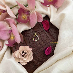 Vriksham Antique Zigzag Dot Style Press Naths/Nose Pin-Red White & Green-G20744