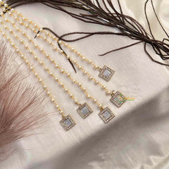 Vriksham Butterfly With Square Diamond Charms & Multi-Strand Pearl Braid Clip Jad Bilai-G22066