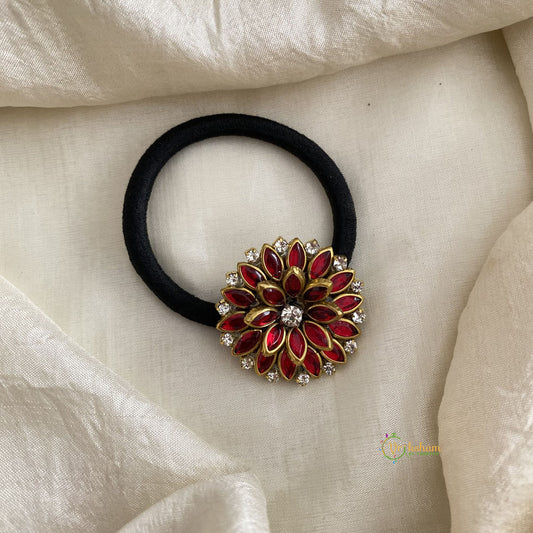 Red Kundan Pendant Rubber Band - Flower - G14350