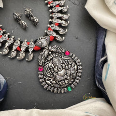 Premium Oxidized Ganpati Pendant Neckpiece-Black Red Thread-S842