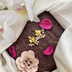 Vriksham Lotus Style Peals Detailing Press Bugadi-Red Green-J3935