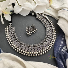 Oxidized Silver Polish Floral Neckpiece-S840