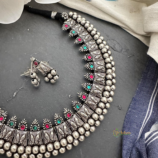 Red Green Stone Silver Polish Neckpiece-S838