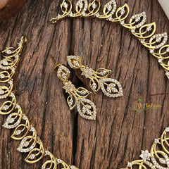 Vriksham Antique AD Stone Leaf Shape Short Neckpiece-G17939