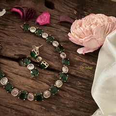 Simple Green White Victorian Diamond Neckpiece-VV1765