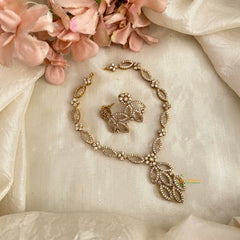 Elegant White Short Pendant Neckpiece-Leaf-G12174