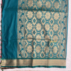 Vriksham Red With Golden Butta & Zari Work Green Border Semi Soft Silk Saree-VS4891