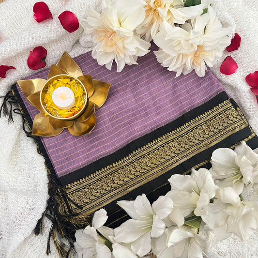 Lavender With Black Border-Vairaoosi Podi Kattam- Kalyani Cotton Saree - VS3443