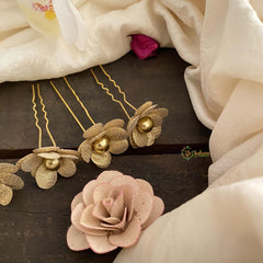 Golden Flower Bobby Pin-Hair Accessories-H642