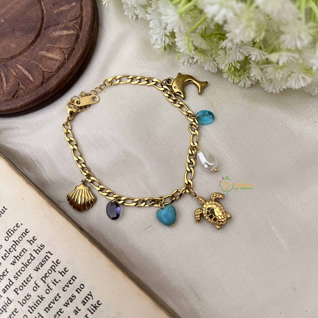 Vriksham Sea Vibe Star Tortoise Charm In Gold & White Bracelet-G20970
