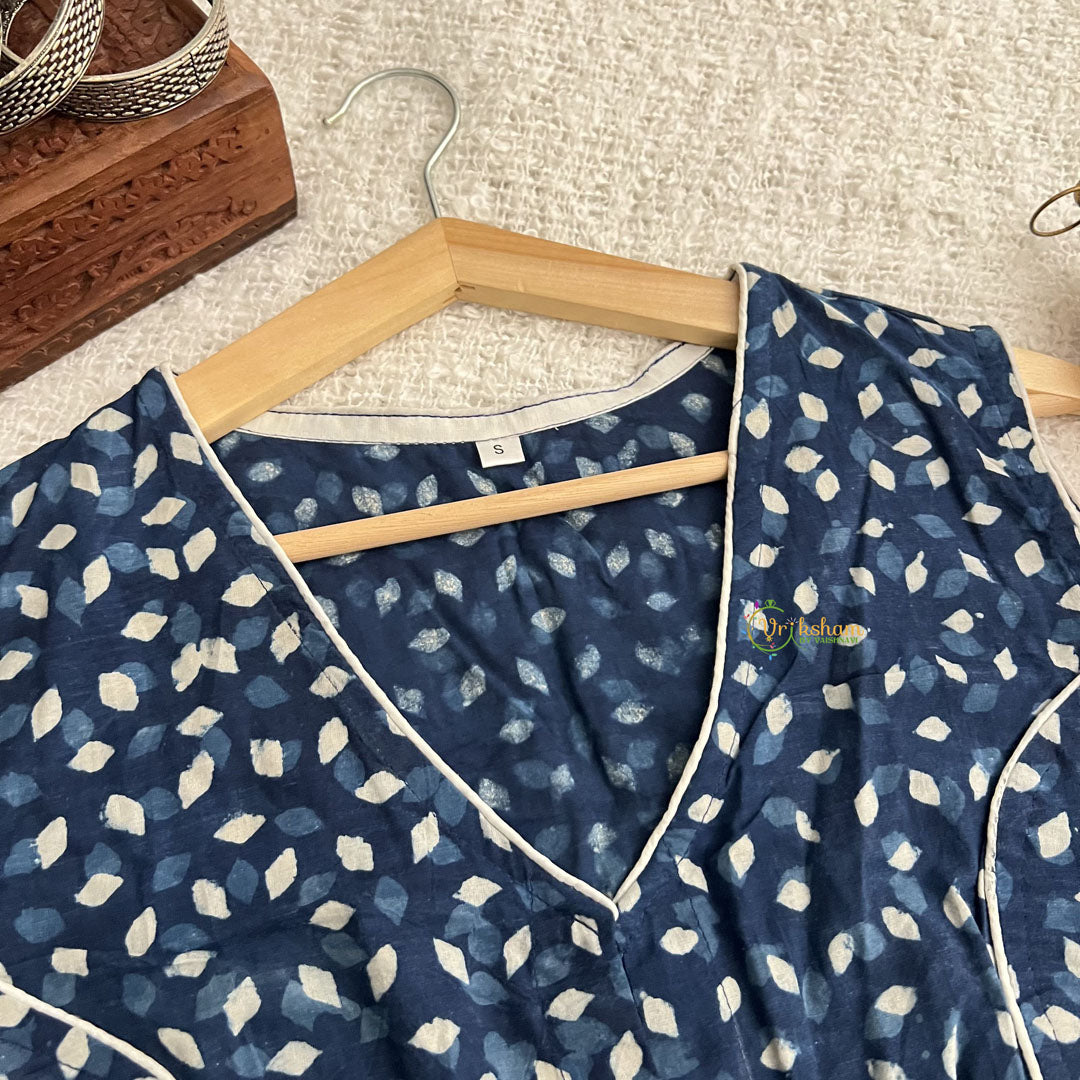 Vriksham Premium Printed Readymade Sleeveless  Blouse-Kalamkari Print-Blue-VS4530
