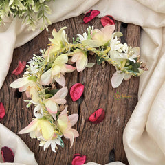 Vriksham White & Yellow Shade Floral With  Beads Veni Gajra Flower Accessories-H1176