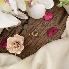 Vriksham Antique Floral Golden Naths/Nose pin-Red-G17470