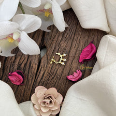 Vriksham Disigner Golden Naths/Nose pin-Red White-Pearl-G18667