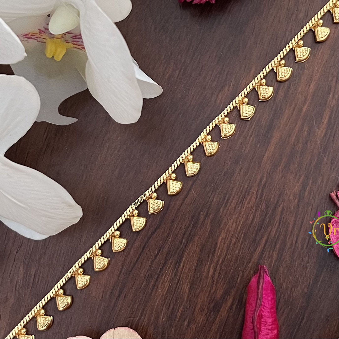 Vriksham Gold Look Alike Triangle Thin Hip Chain-G17953