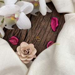 Vriksham Designer Golden Naths/Nose pin-Red White-G18630